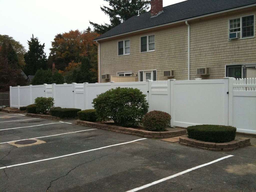 Solid Fence | 63 Plymouth St, East Bridgewater, MA 02333, USA | Phone: (508) 345-6151