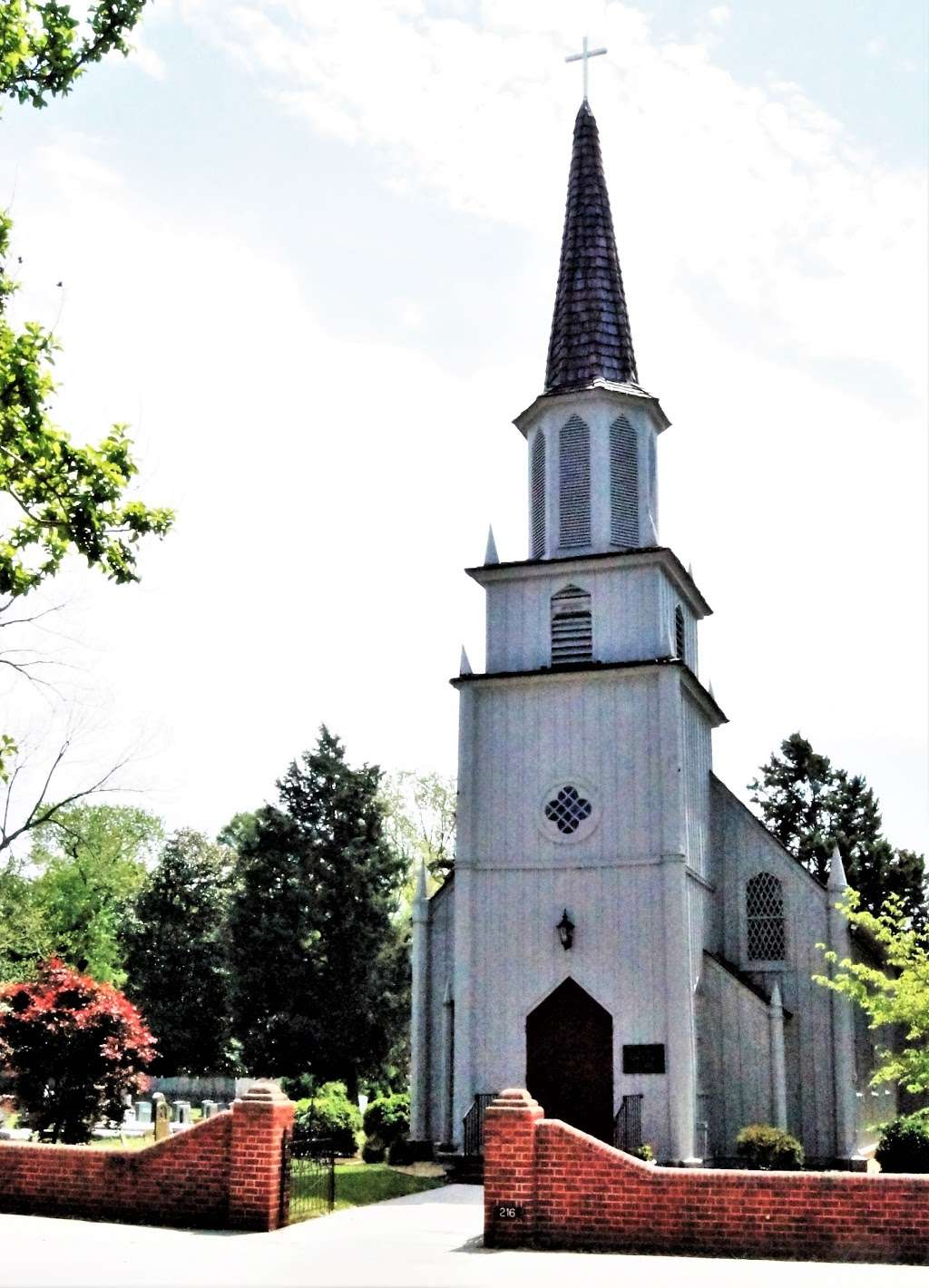 St Johns Episcopal Church | 216 Duke St, Tappahannock, VA 22560, USA | Phone: (804) 443-2130