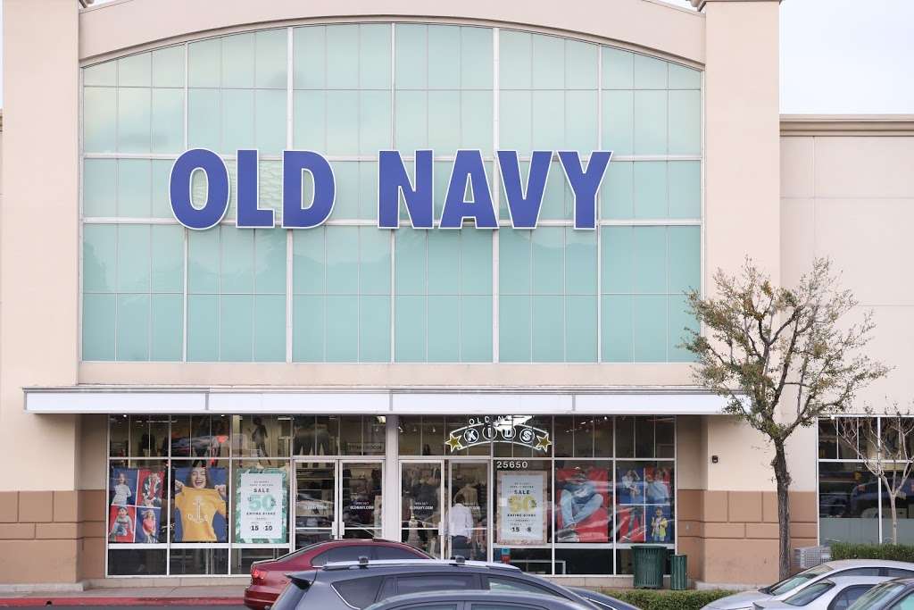 Old Navy | 25650 The Old Rd, Valencia, CA 91381, USA | Phone: (661) 284-3403