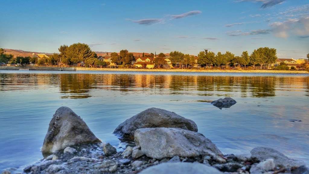 Hidden Lake Park | Milpitas, CA 95035, USA | Phone: (408) 586-3210