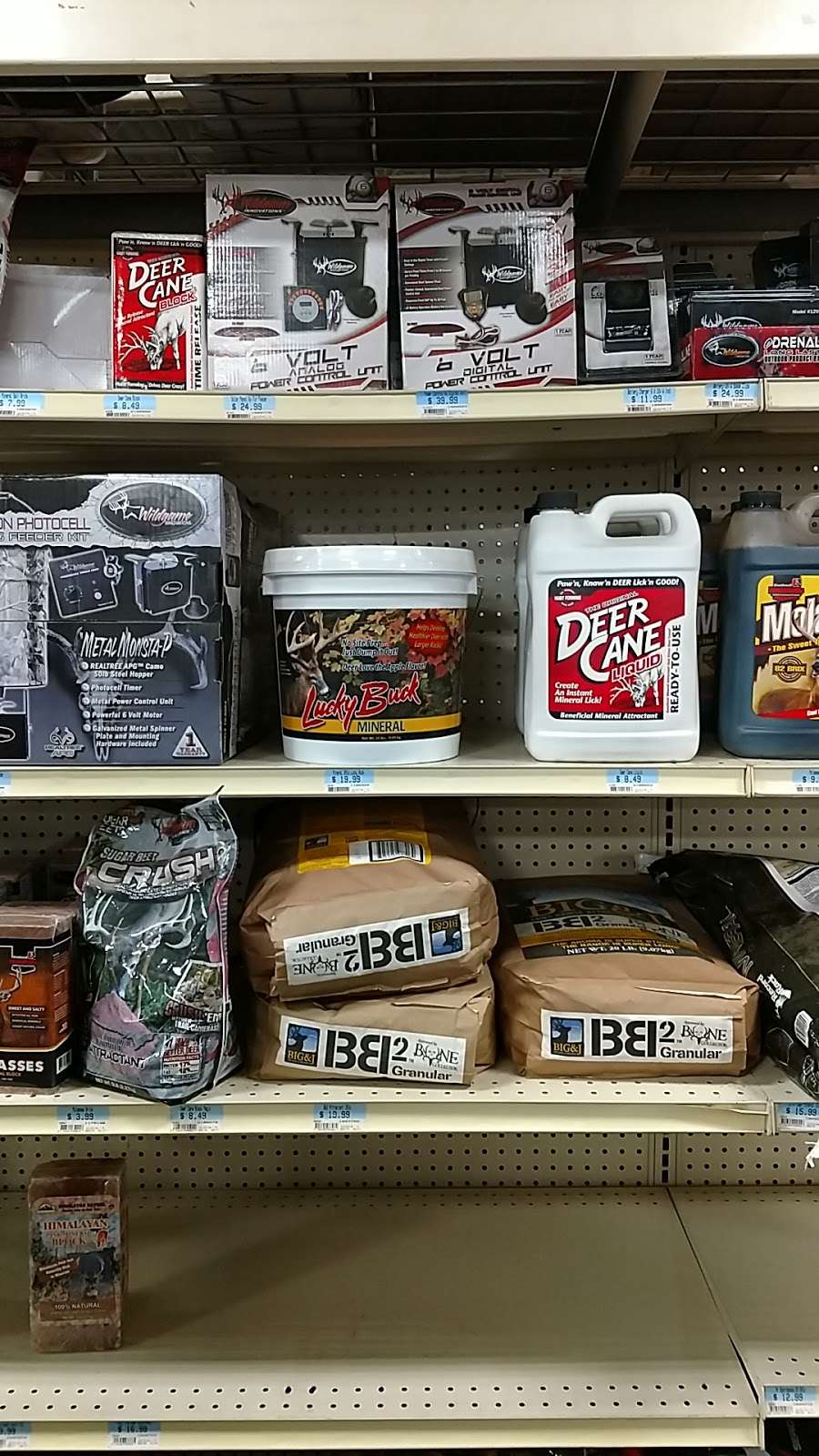 Tractor Supply Co. | 6818 S Scatterfield Rd, Anderson, IN 46013, USA | Phone: (765) 779-0044