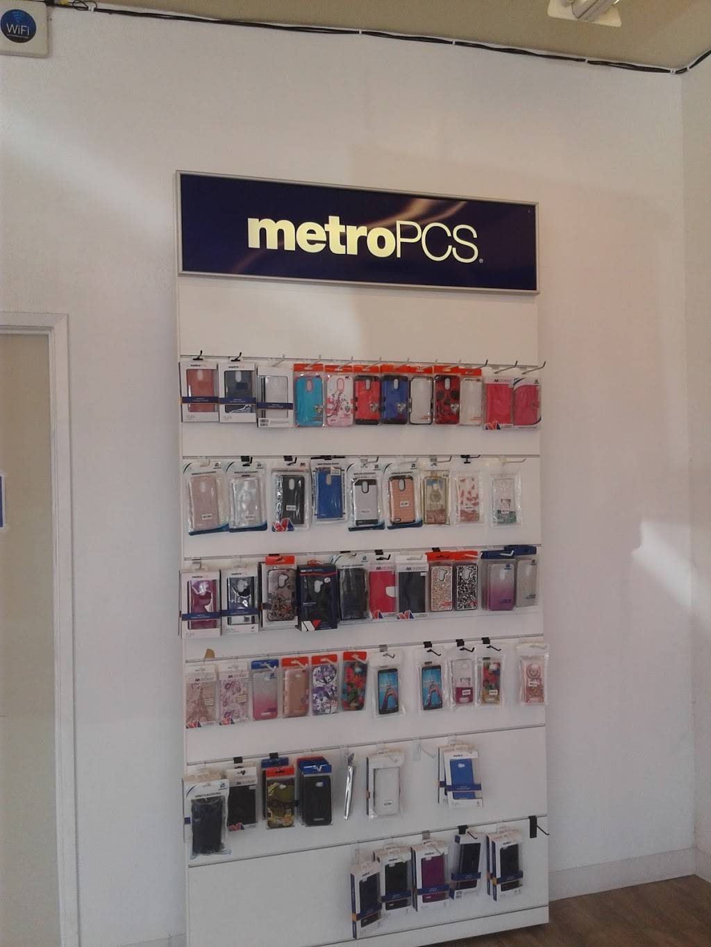 Metro by T-Mobile | 14535 Temple Ave, La Puente, CA 91744, USA | Phone: (626) 257-3842