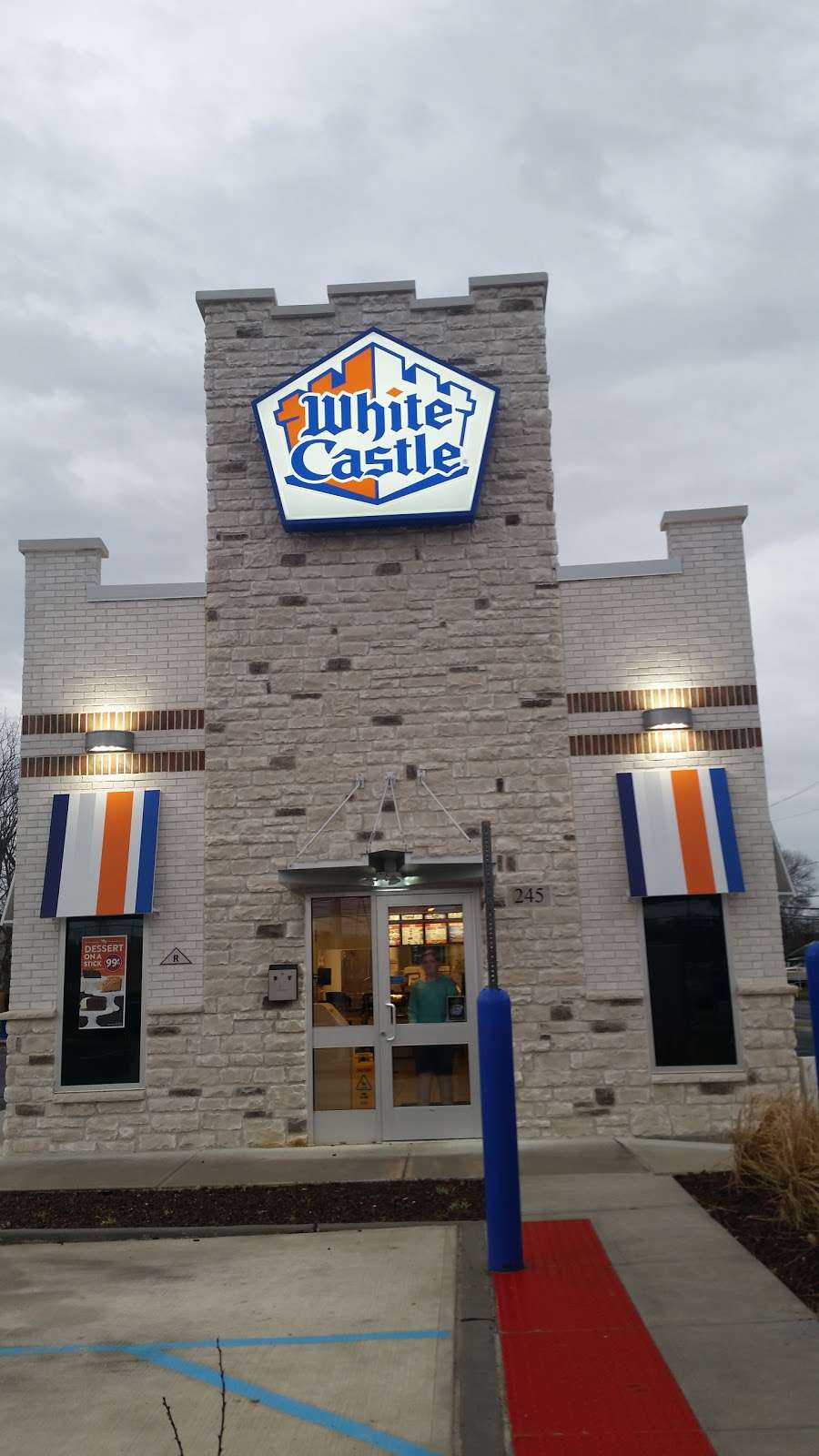 White Castle | 245 N Main St, Forked River, NJ 08731, USA | Phone: (609) 693-5785