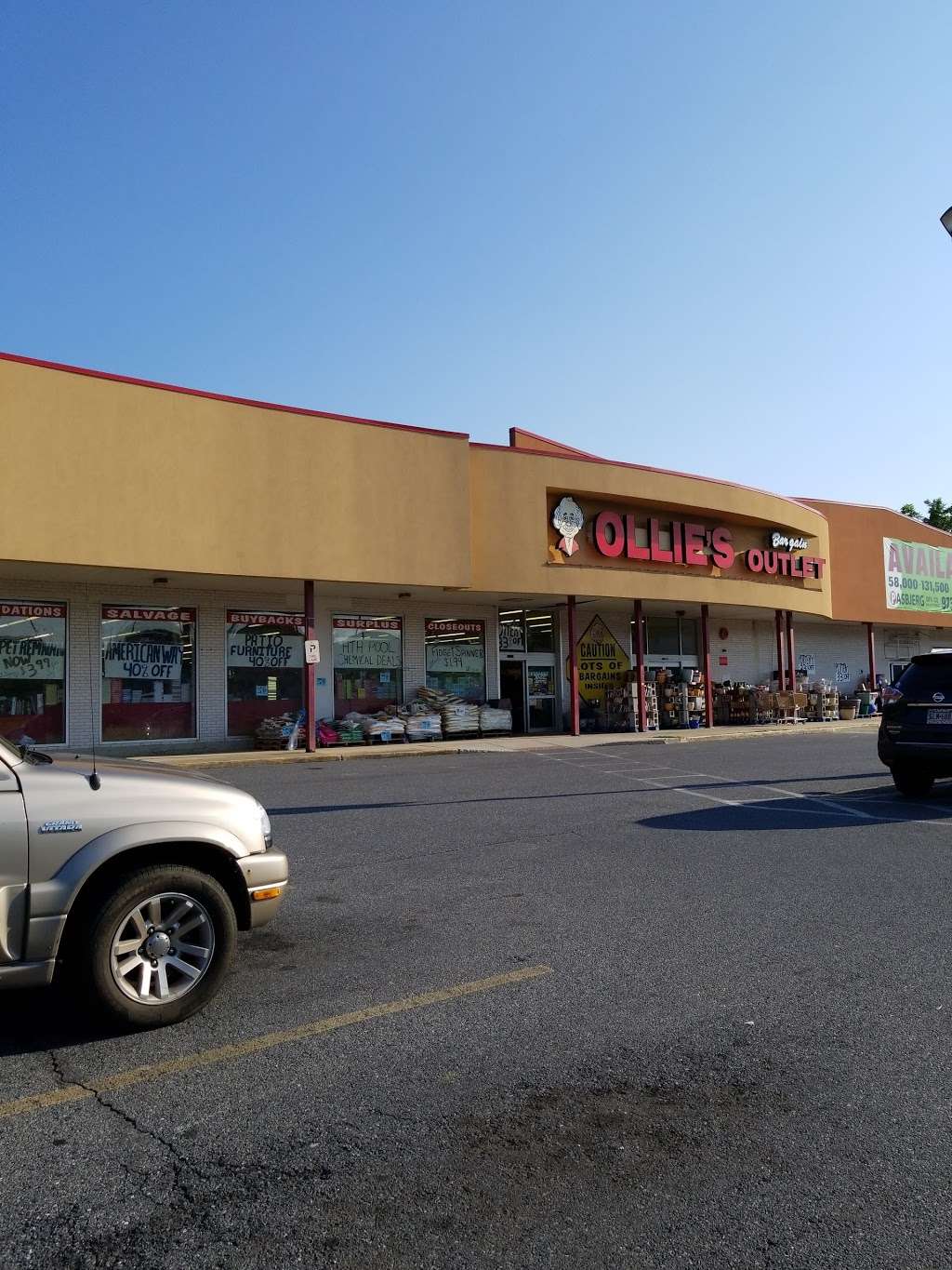 Ollies Bargain Outlet | 2251 Lancaster Pike, Reading, PA 19607, USA | Phone: (610) 775-0500