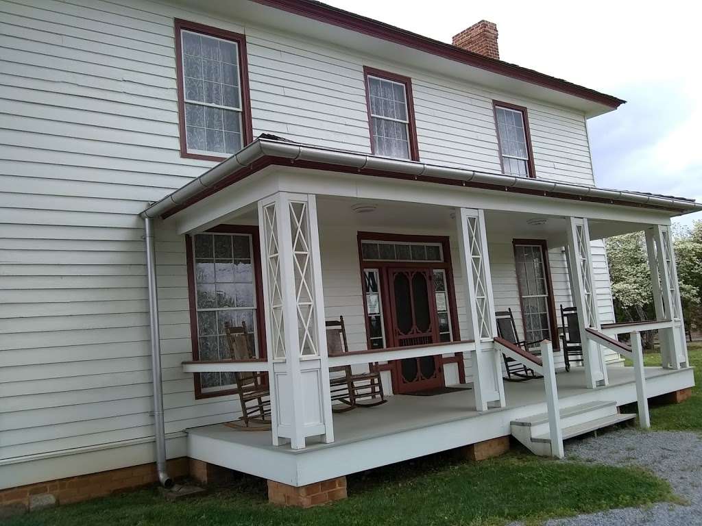 Mundy House and History Center of Eastern Lincoln County | 4353 S Nc 16 Hwy, Denver, NC 28037, USA | Phone: (704) 966-1418