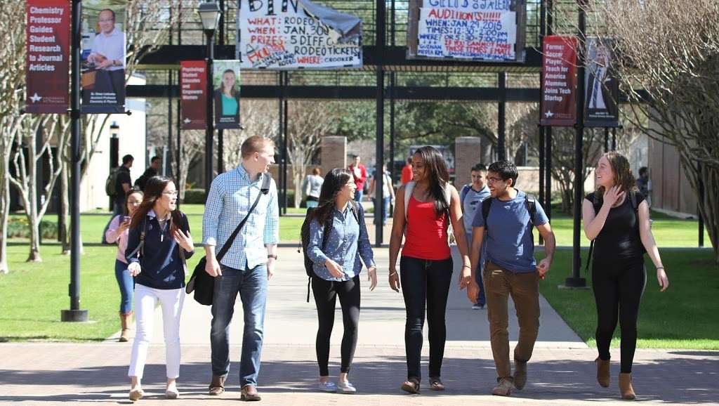 University of St. Thomas | 3800 Montrose Blvd, Houston, TX 77006, USA | Phone: (713) 522-7911