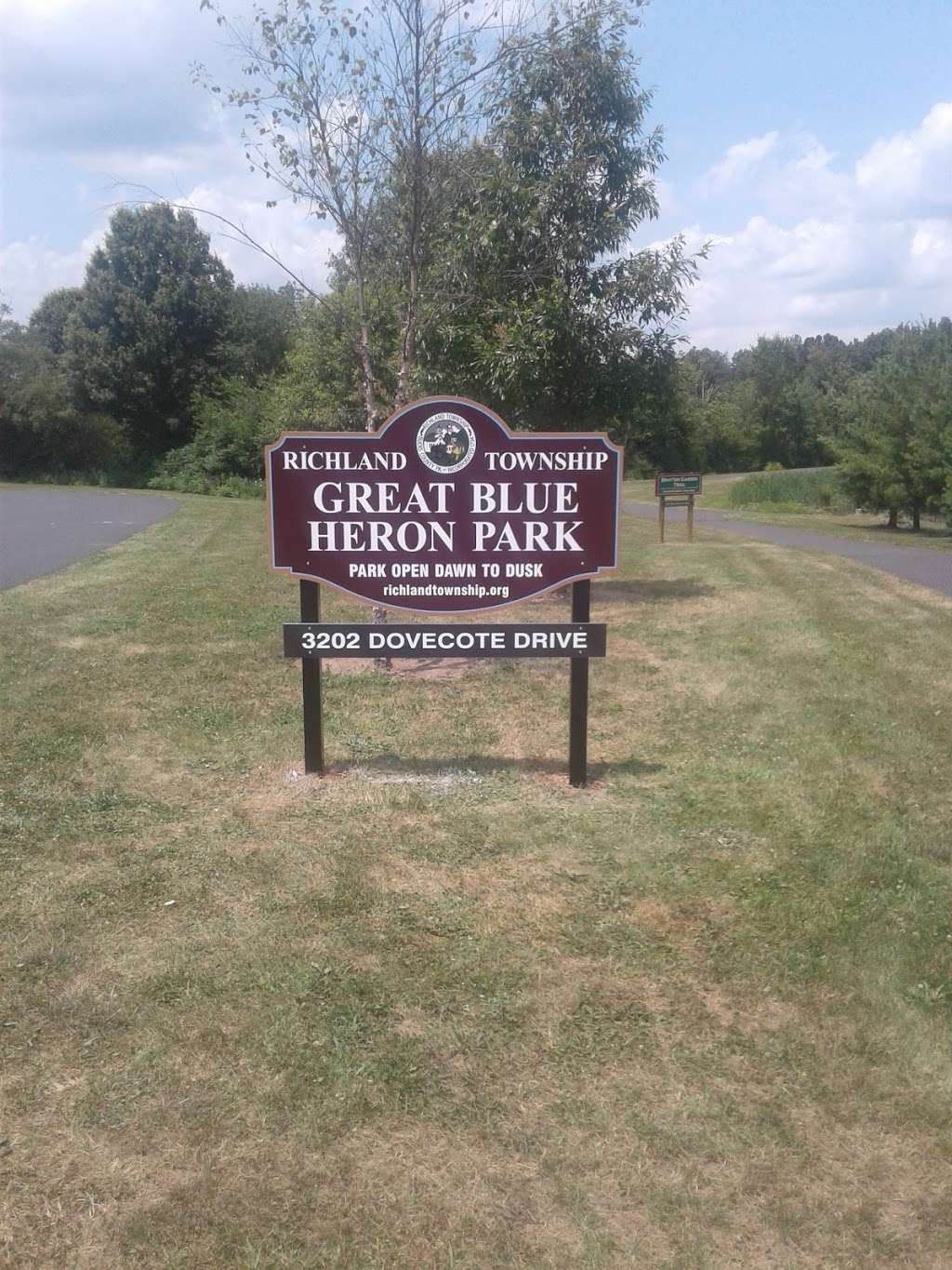 Great Blue Heron Park | 3202 Dovecote Dr, Quakertown, PA 18951, USA | Phone: (215) 536-4066
