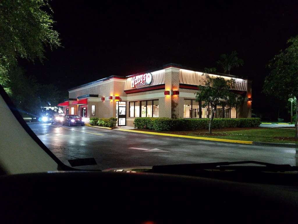 Wendys | 1197 S Military Trail, Deerfield Beach, FL 33442, USA | Phone: (954) 428-6111