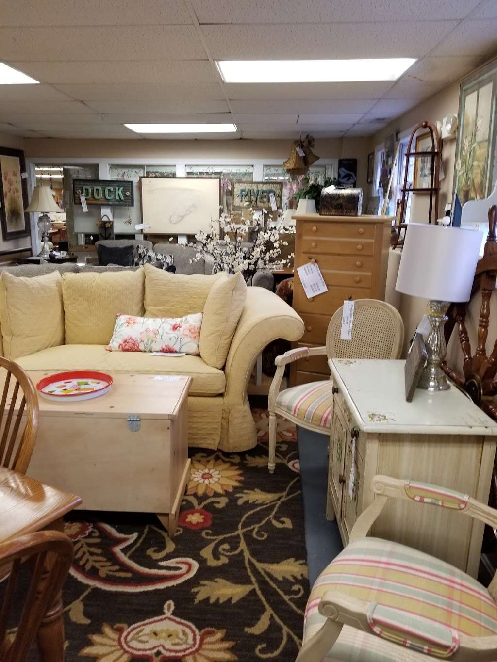 Elite Repeat Furniture Consignment | 700 Washington St, Hanover, MA 02339, USA | Phone: (781) 826-6888