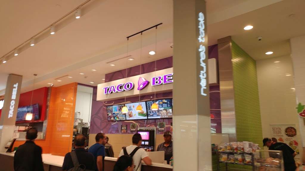 Taco Bell | 8001 S Orange Blossom Trail #952, Orlando, FL 32809, USA | Phone: (407) 857-6626