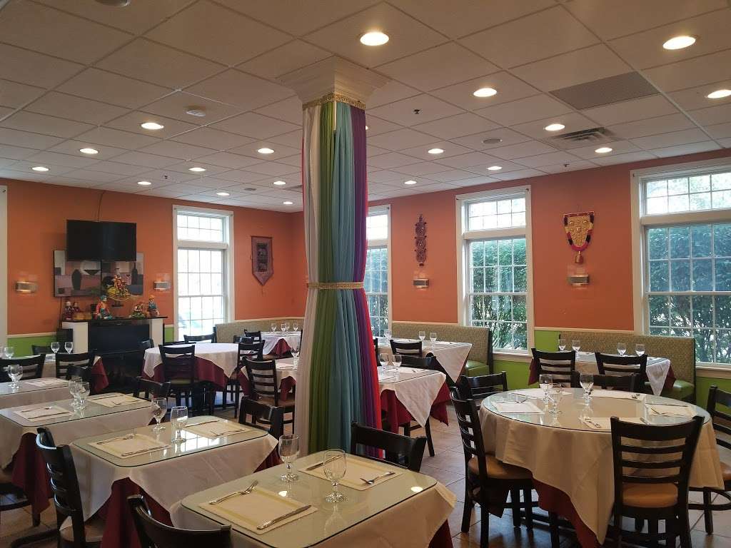 Aroma Restaurant | 53 Mountain Blvd, Warren, NJ 07059 | Phone: (908) 834-8844