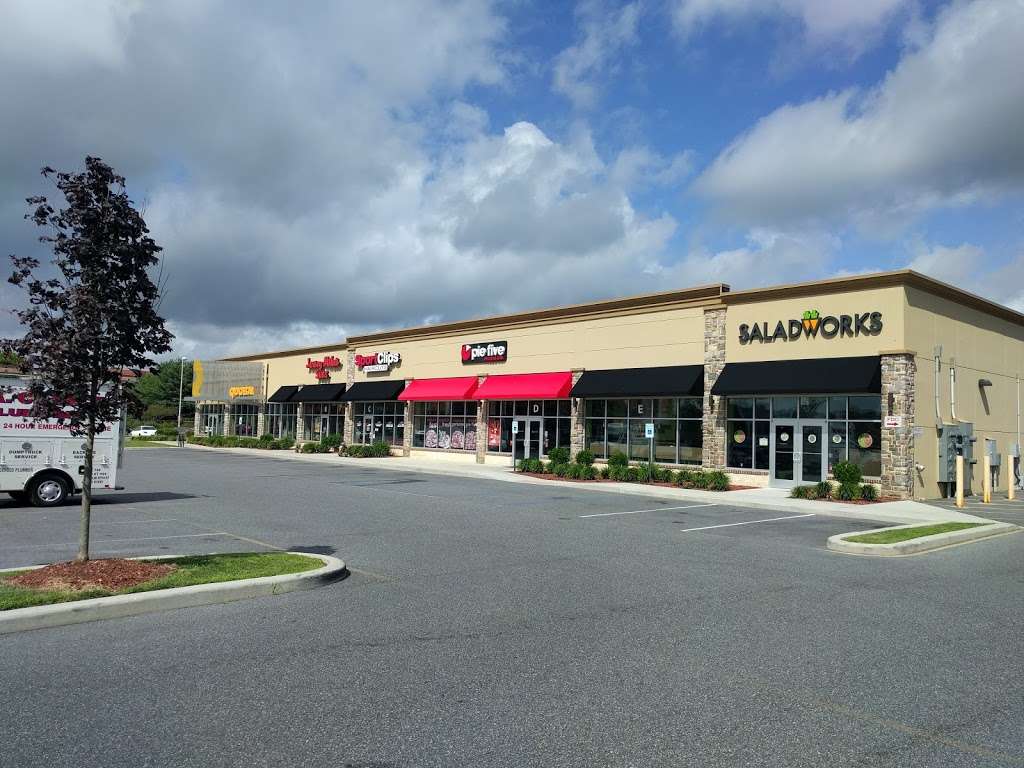 Sport Clips Haircuts of Dover - DuPont Highway | 1211 N Dupont Hwy Suite #C, Dover, DE 19901 | Phone: (302) 677-1622