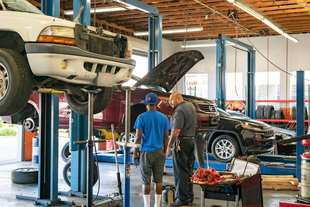 Auto Express Repair | 24035 Sunnymead Boulevard unit e/f, Moreno Valley, CA 92553, USA | Phone: (951) 616-6077