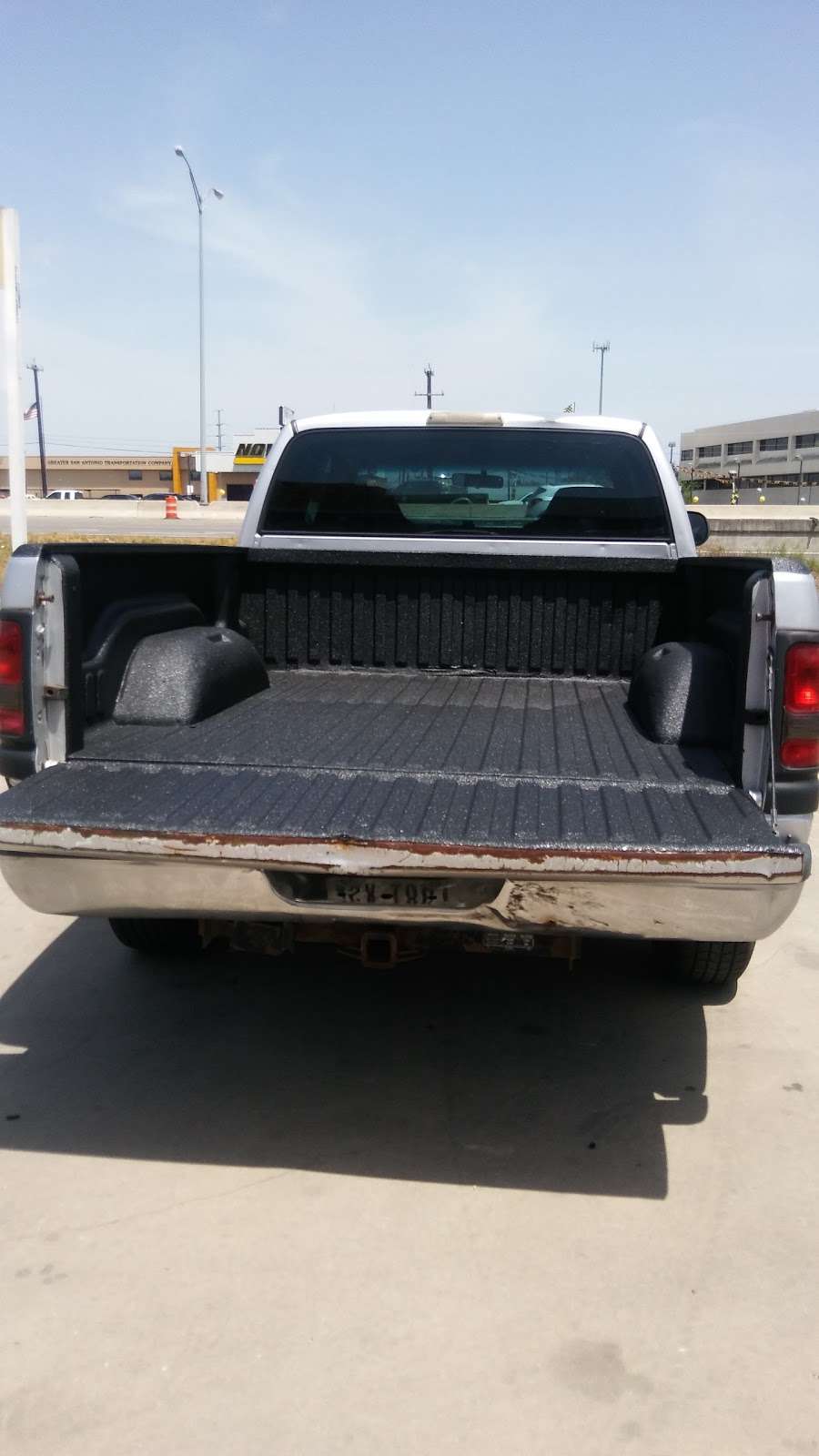 Toff Sprayed On Bed Liners | 9521 I-35 Frontage Rd, San Antonio, TX 78233, USA | Phone: (210) 654-8633