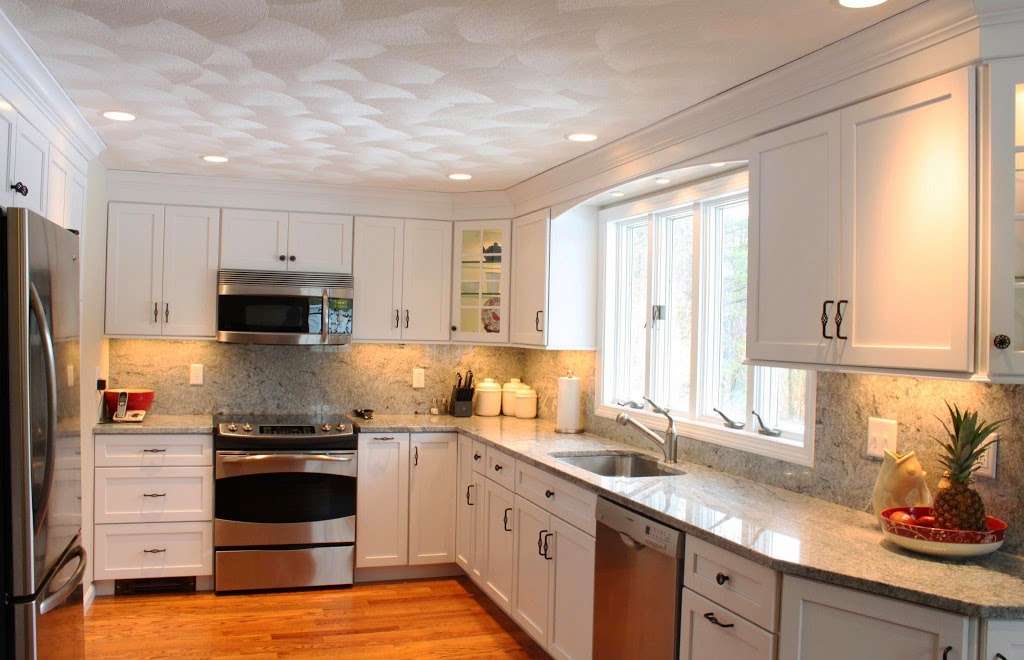 Comfort Kitchens of New Hampshire | 127 Rockingham Rd, Derry, NH 03038, USA | Phone: (603) 437-5599