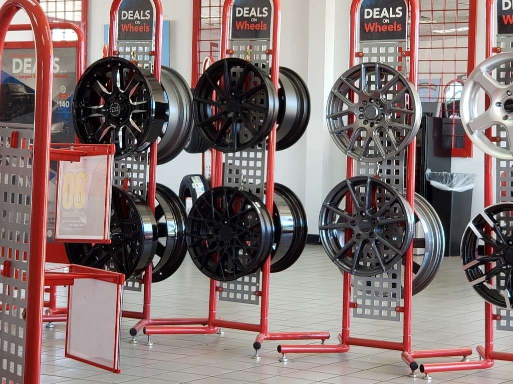 Discount Tire | 1498 Hillcrest Dr, San Antonio, TX 78228, USA | Phone: (210) 431-9617