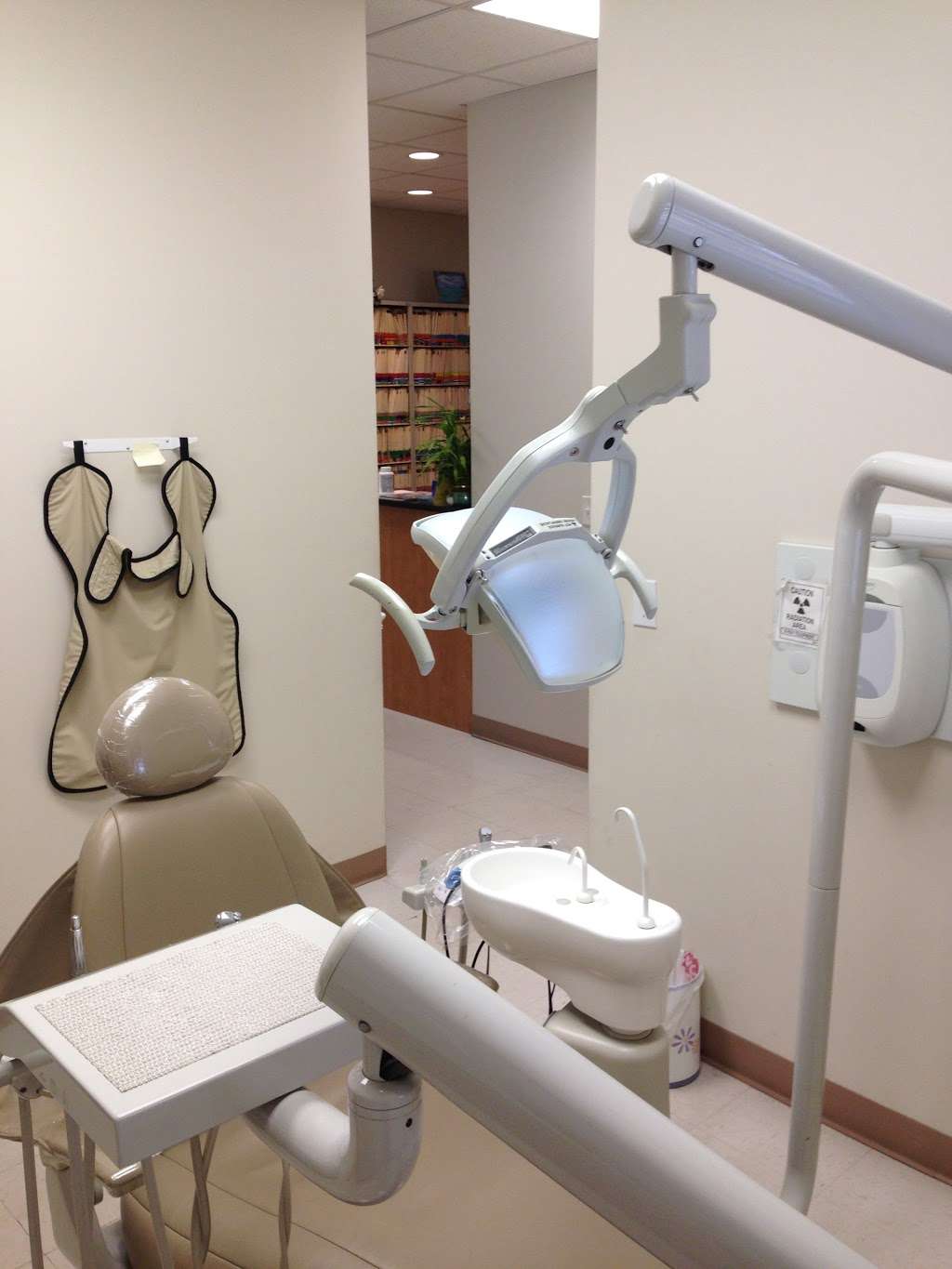 Danbury Dental Services | 17 Thorpe St Ext, Danbury, CT 06810 | Phone: (203) 778-3384