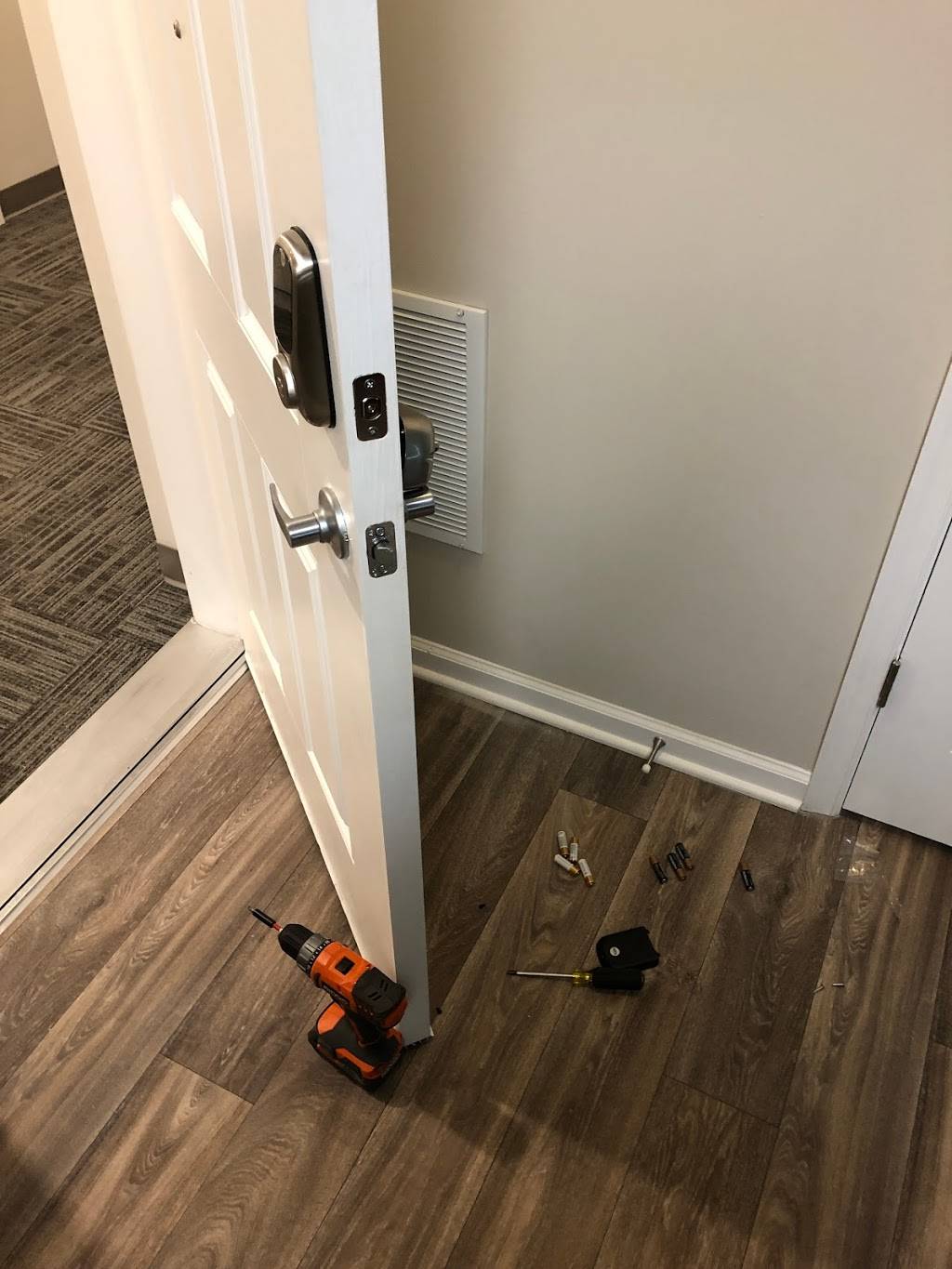 Coastal Lock and Key | 824 Close Ave, Virginia Beach, VA 23451, USA | Phone: (757) 615-0351
