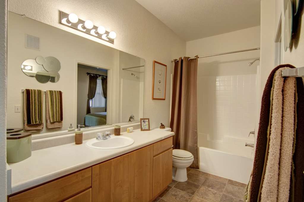 Arezzo Apartment Homes | 7205 W McDowell Rd, Phoenix, AZ 85035, USA | Phone: (623) 745-1918