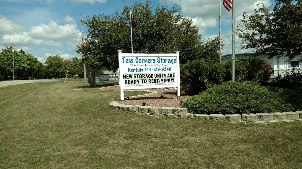 Tess Corners Storage | W145 S6550 Tess Corners Dr, Muskego, WI 53150 | Phone: (414) 213-3240