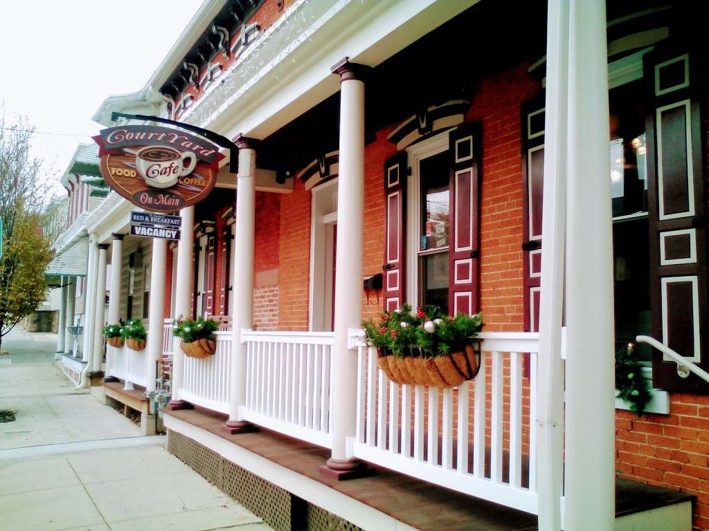 Courtyard Cafe on Main | 349 Main St, Denver, PA 17517, USA | Phone: (717) 336-0556