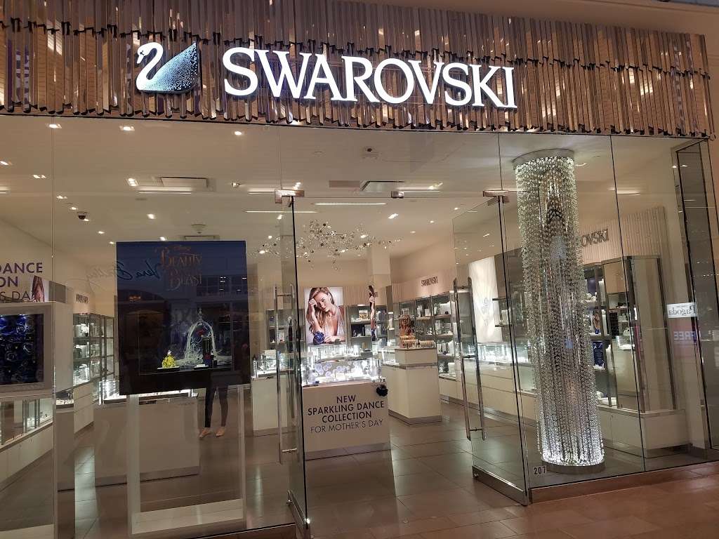 Swarovski Christina Mall | 507 Center Blvd E, Newark, DE 19702, USA | Phone: (302) 737-4811