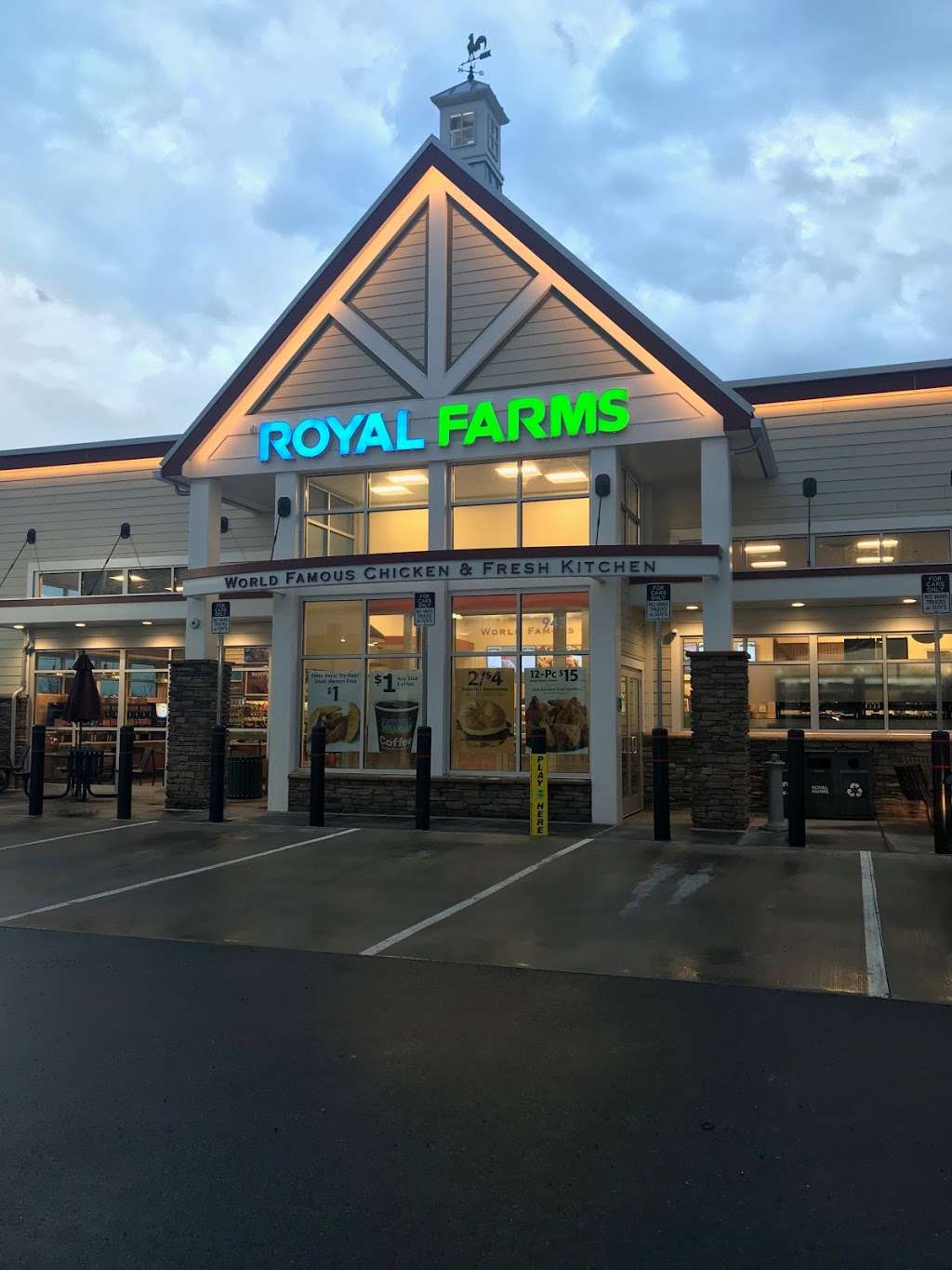 Royal Farms | 933 Broad St, Delta, PA 17314, USA | Phone: (717) 456-5274