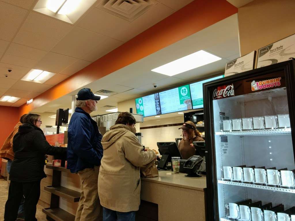 Dunkin Donuts | 398 N Delaware Dr, Portland, PA 18343, USA | Phone: (570) 897-5599