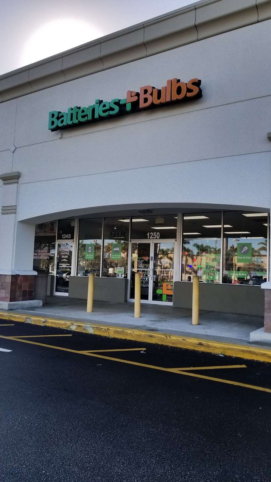 Batteries Plus Bulbs | 1250 Northlake Blvd, Lake Park, FL 33403 | Phone: (561) 881-8900