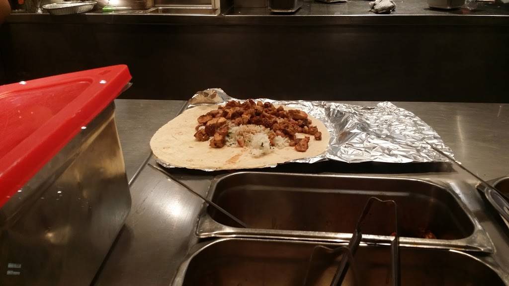 Chipotle Mexican Grill | 15280 E Iliff Ave, Aurora, CO 80014, USA | Phone: (720) 747-9542