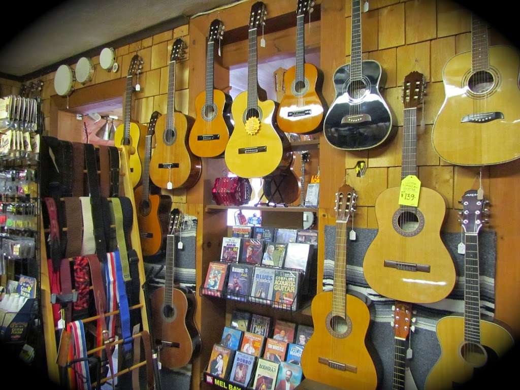 Bucks County Folk Music Shop | 40 S Sand Rd, New Britain, PA 18901, USA | Phone: (215) 345-0616