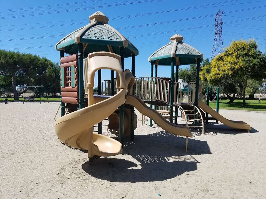 Wilderness Park | 10999 Little Lake Rd, Downey, CA 90241 | Phone: (562) 904-7238