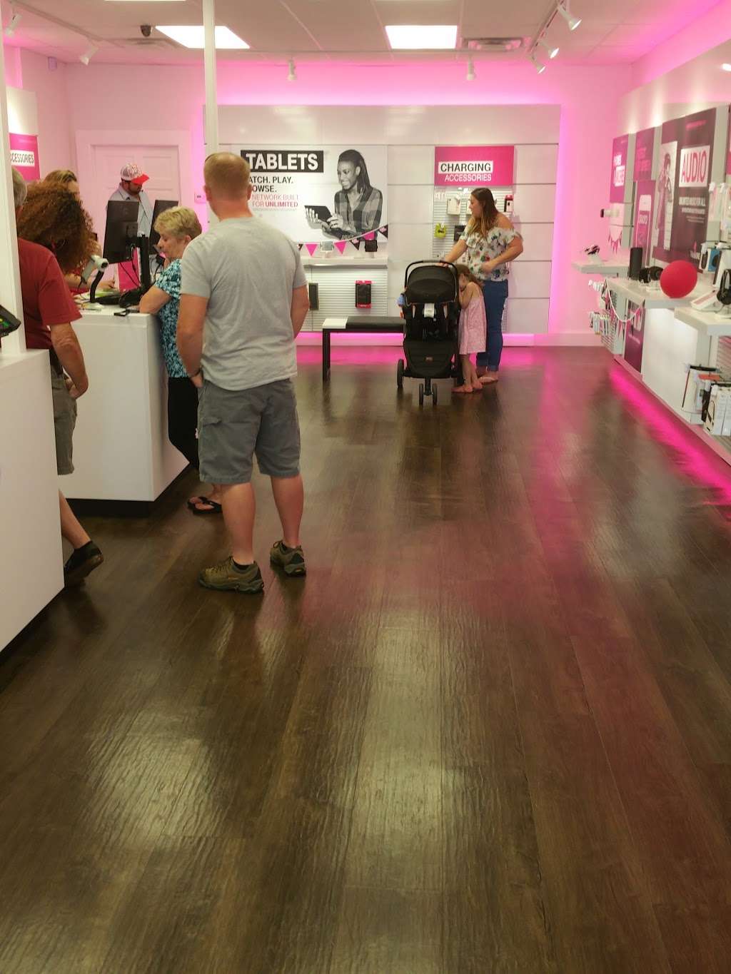 T-Mobile | 849 W Bay Ave Suite 13, Barnegat Township, NJ 08005 | Phone: (609) 489-4341