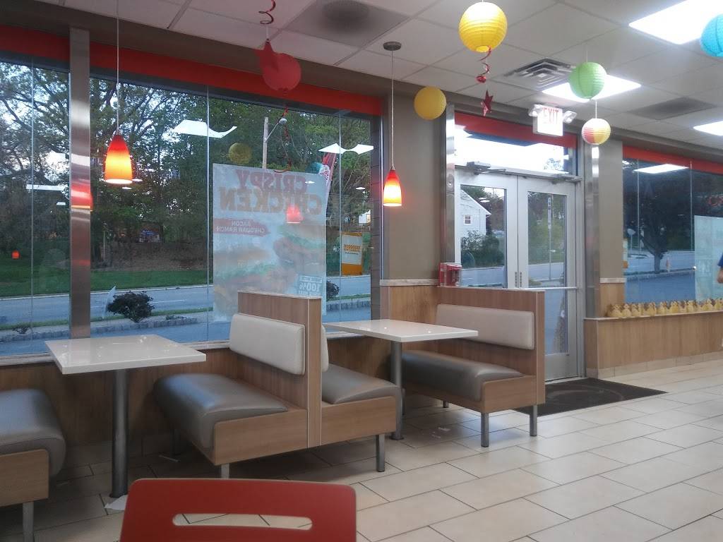 Burger King | 330 Pompton Ave, Cedar Grove, NJ 07009, USA | Phone: (973) 433-0722