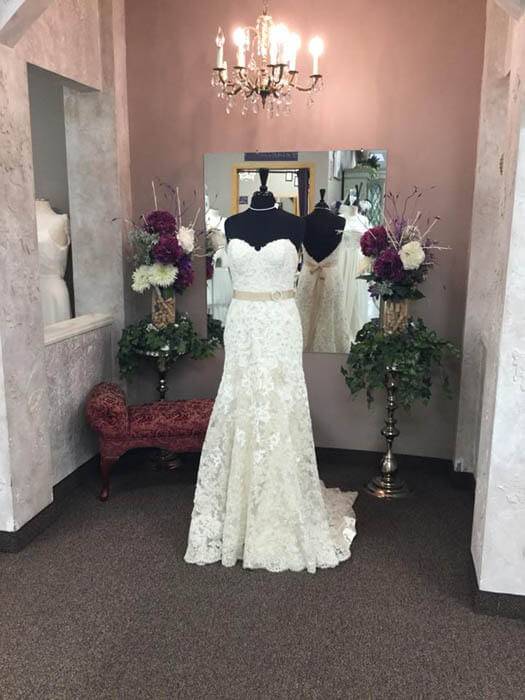 Bridal Aisle Boutique | 308 5th Ave SE, Osseo, MN 55369, USA | Phone: (763) 220-2319