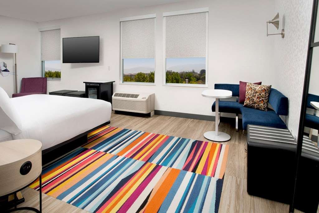 Aloft Dublin-Pleasanton | 4075 Grafton St, Dublin, CA 94568, USA | Phone: (925) 248-8500