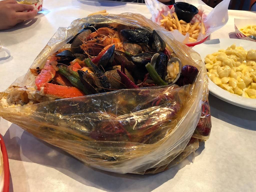 Crawfish King | 725 S Lane St, Seattle, WA 98104, USA | Phone: (206) 623-3622