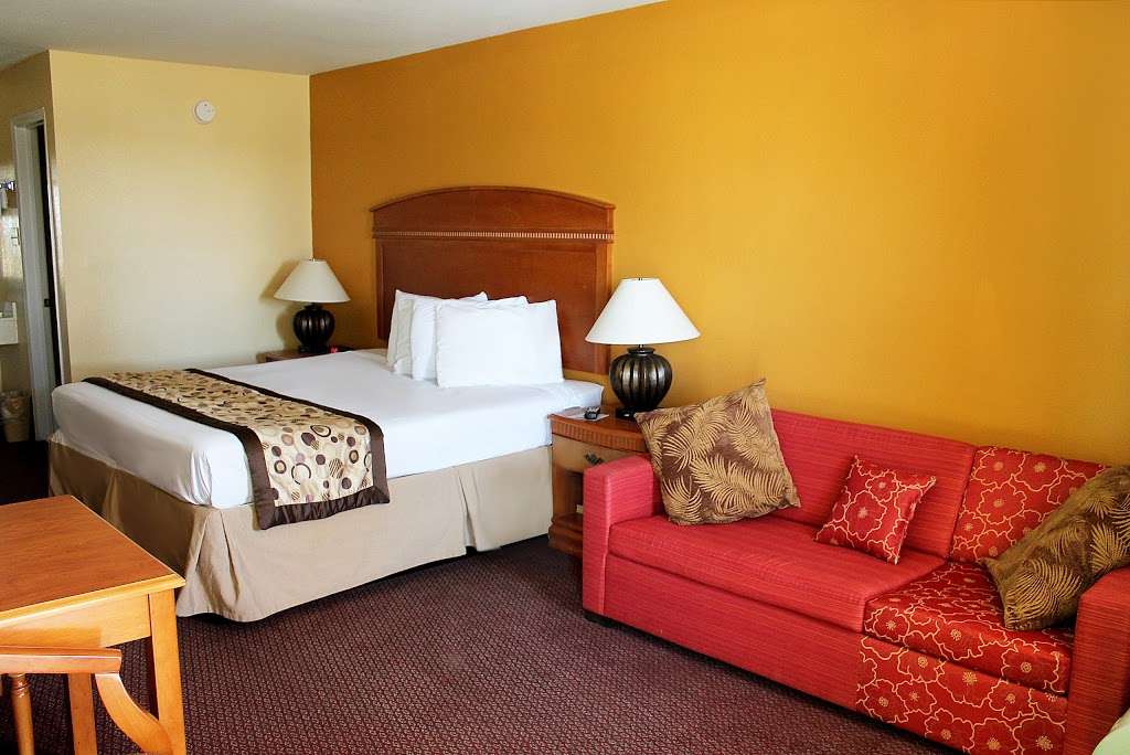 Americas Best Value Inn - AT&T Center | 3645 N PanAm Expy, San Antonio, TX 78219, USA | Phone: (210) 223-0001