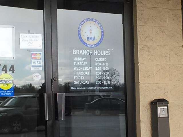 Hobart Vehicle-License Branch | 7744 E Ridge Rd, Hobart, IN 46342, USA