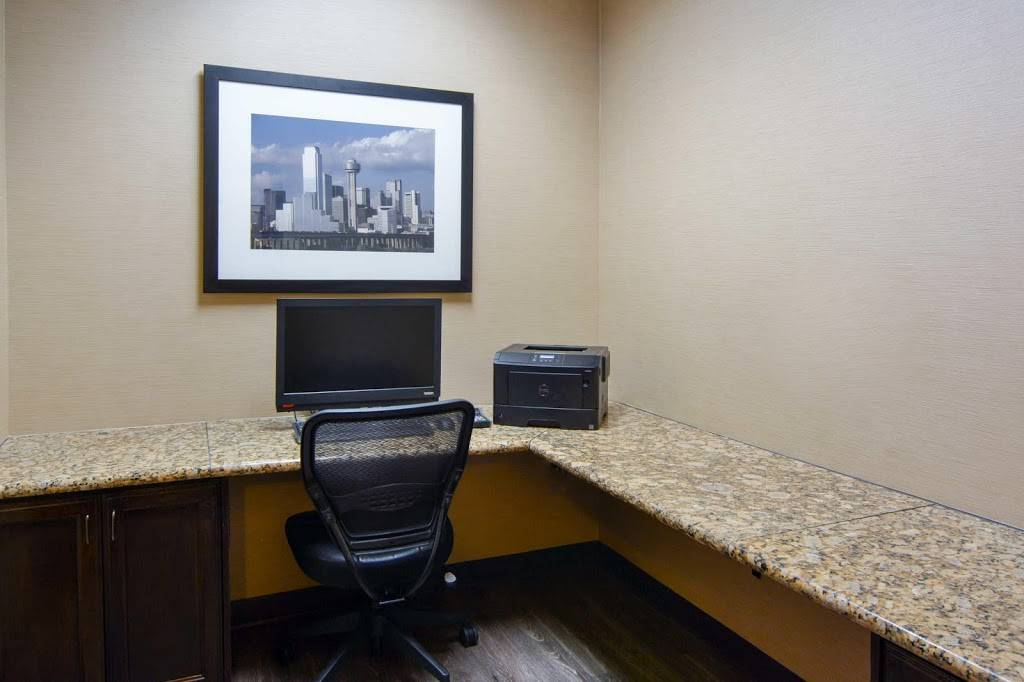 Comfort Suites Frisco | 9700 Dallas Pkwy, Frisco, TX 75034, USA | Phone: (972) 668-9700