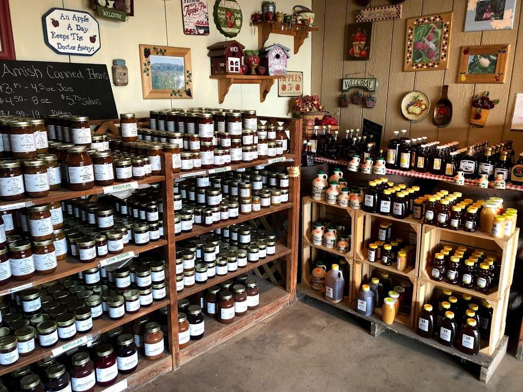 Nyes Apple Barn & Farms | 3151 Niles Rd, St Joseph, MI 49085, USA | Phone: (269) 429-0596