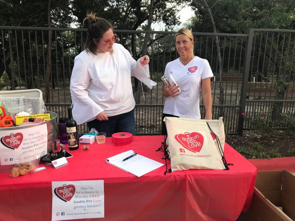 Austin Pet Love | 1201 Carlotta Ln #1530, Austin, TX 78733, USA | Phone: (512) 803-3483