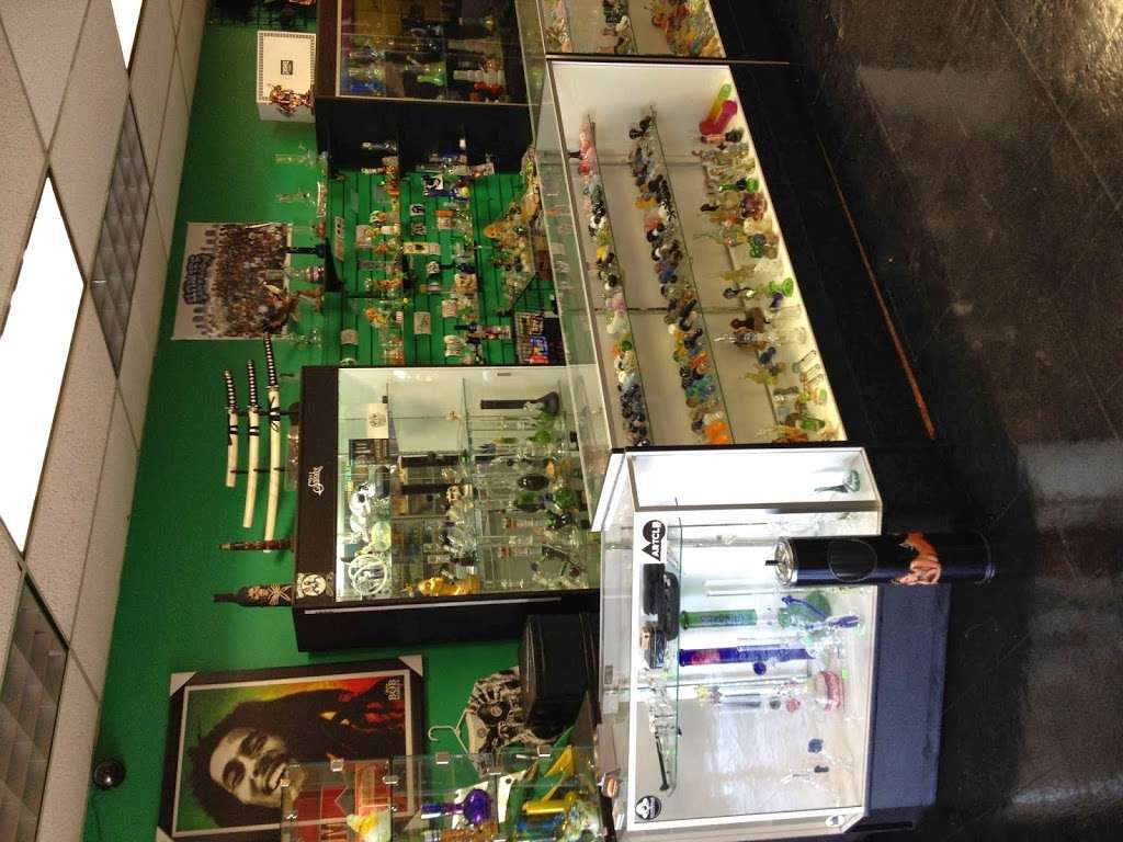 Best Smoke Shop | 6680 Rosemead Blvd, Pico Rivera, CA 90660, USA | Phone: (562) 801-0400