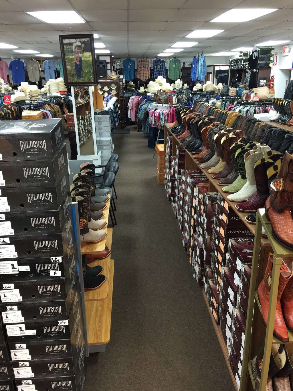 Leon Western Wear | 6360 Airline Dr, Houston, TX 77076 | Phone: (713) 694-4088