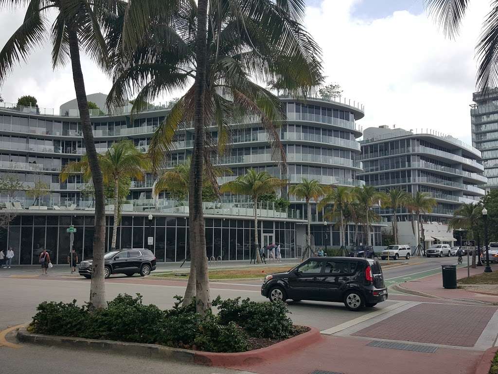 The Continuum | 40 South Pointe Dr, Miami Beach, FL 33139, USA | Phone: (305) 938-4250