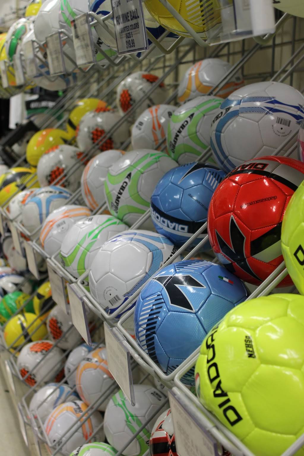 Burghardt Sporting Goods | 14660 W Capitol Dr, Brookfield, WI 53005, USA | Phone: (262) 790-1170