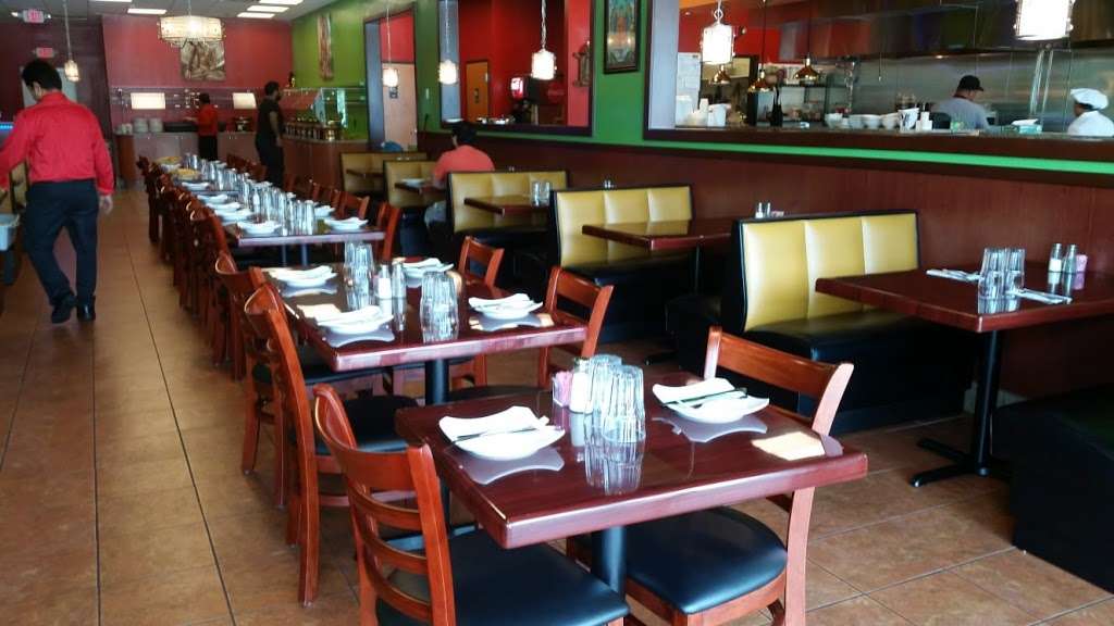 Spice Indian Grill Orlando | 4498 N Alafaya Trail Unit #306, Orlando, FL 32826 | Phone: (321) 732-3110