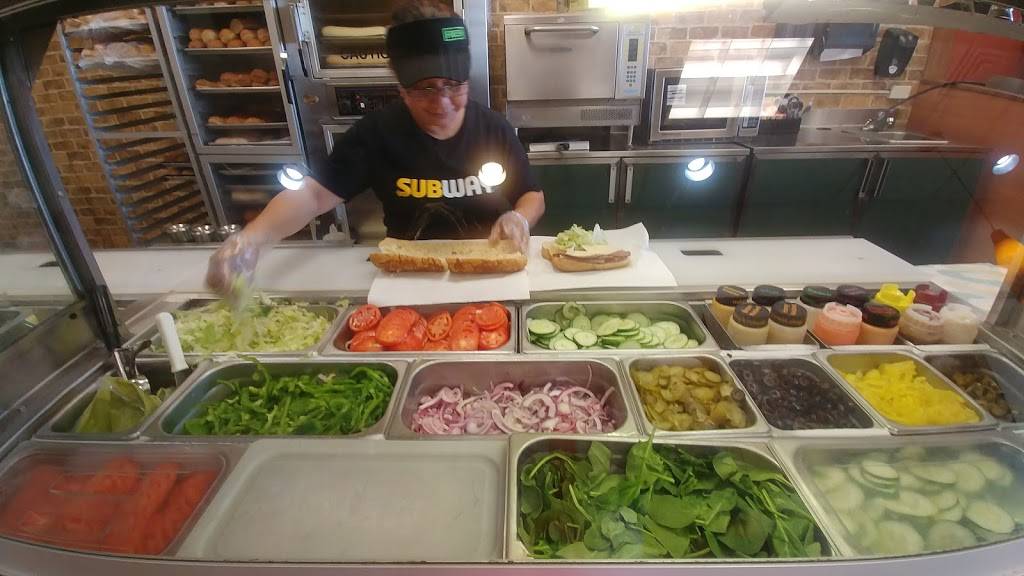 Subway | 1620 N School St Space J-3A, Honolulu, HI 96817, USA | Phone: (808) 841-9100