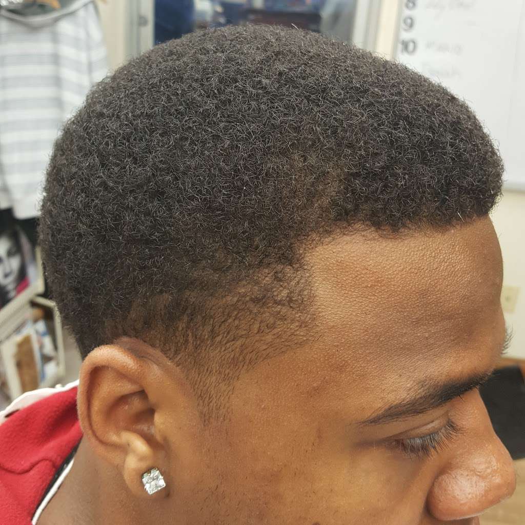 Matts Barber Shop | 1024 US-31, Greenwood, IN 46143 | Phone: (317) 887-0878