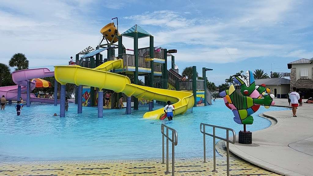 Grapeland Water Park | 1550 NW 37th Ave, Miami, FL 33125, USA | Phone: (305) 960-2950